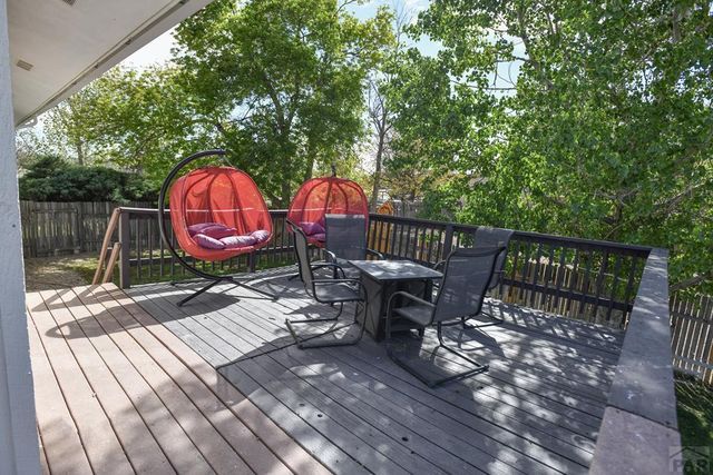 453 E Hahns Peak Ave, Pueblo West, CO 81007
