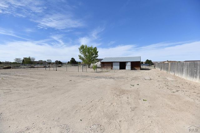 453 E Hahns Peak Ave, Pueblo West, CO 81007