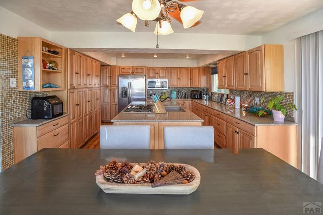 453 E Hahns Peak Ave, Pueblo West, CO 81007