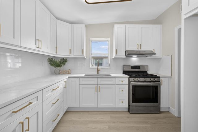 1933 Violet Avenue, West Palm Beach, FL 33415