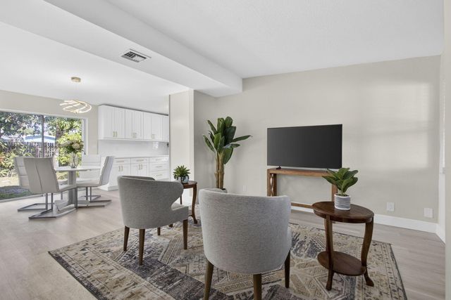 1933 Violet Avenue, West Palm Beach, FL 33415