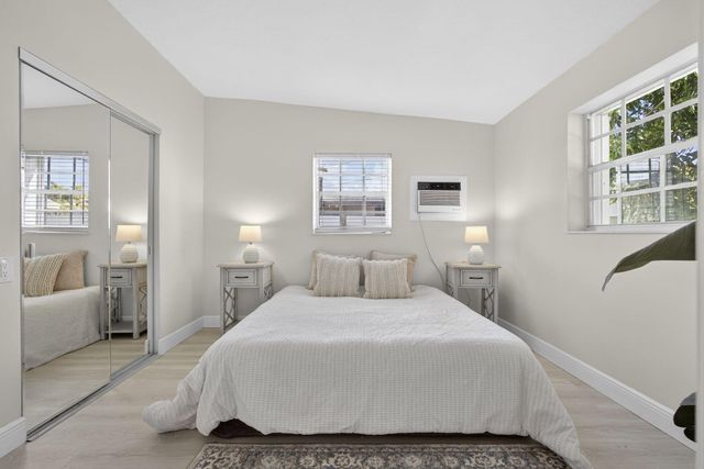 1933 Violet Avenue, West Palm Beach, FL 33415