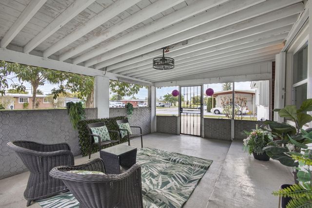 1933 Violet Avenue, West Palm Beach, FL 33415