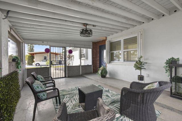 1933 Violet Avenue, West Palm Beach, FL 33415