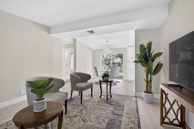 1933 Violet Avenue, West Palm Beach, FL 33415