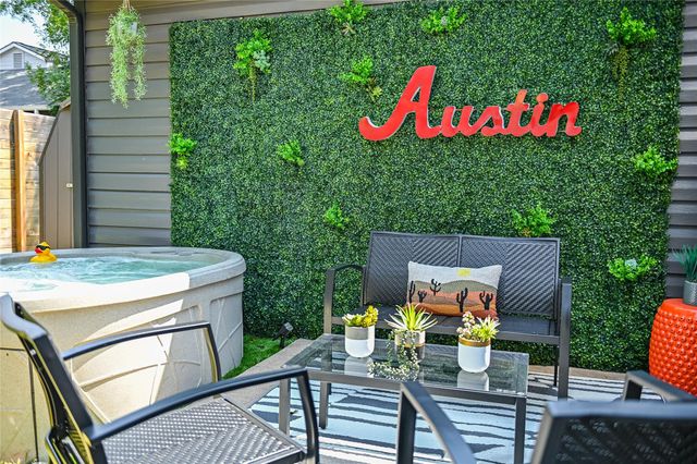 2600 Piping Rock TRL, Austin, TX 78748