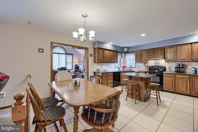 260 S HOMESTEAD DR, Landisville, PA 17538
