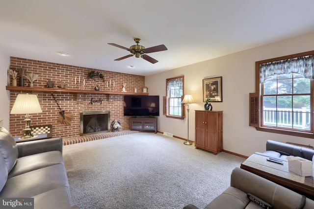 260 S HOMESTEAD DR, Landisville, PA 17538