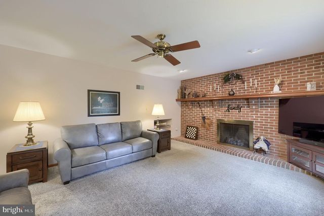 260 S HOMESTEAD DR, Landisville, PA 17538