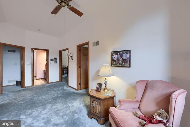 260 S HOMESTEAD DR, Landisville, PA 17538
