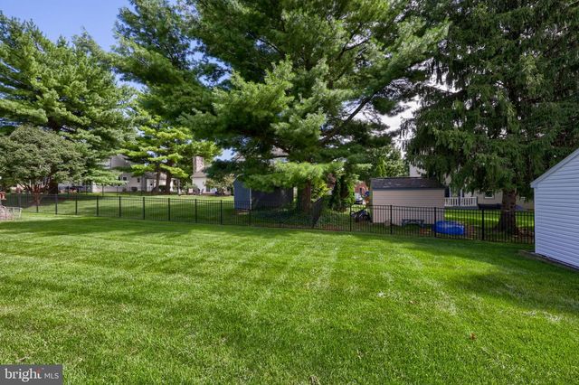 260 S HOMESTEAD DR, Landisville, PA 17538