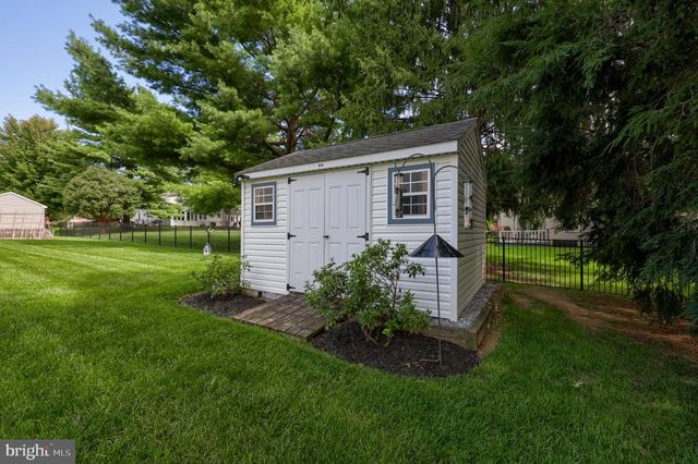 260 S HOMESTEAD DR, Landisville, PA 17538
