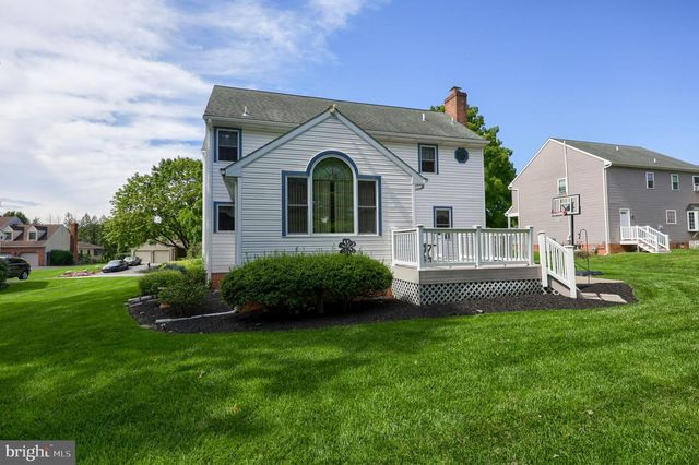 260 S HOMESTEAD DR, Landisville, PA 17538