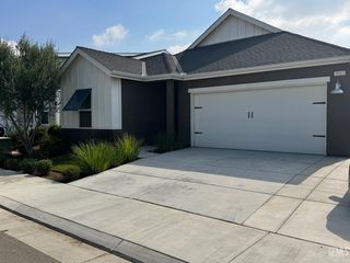 9803 Crystal Falls Lane, Shafter, CA 93263