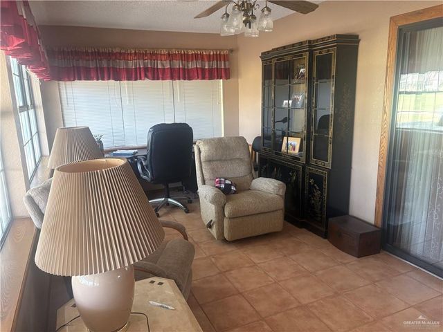 426 Belinda Drive, Alamo, TX 78516