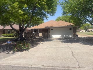 426 Belinda Drive, Alamo, TX 78516