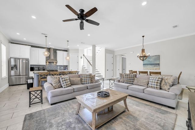 106 Terra Cotta Way, Destin, FL 32541