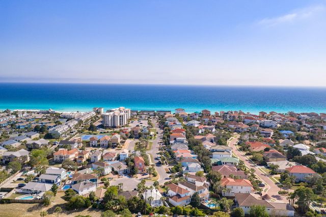106 Terra Cotta Way, Destin, FL 32541