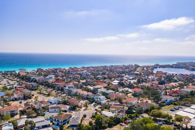 106 Terra Cotta Way, Destin, FL 32541