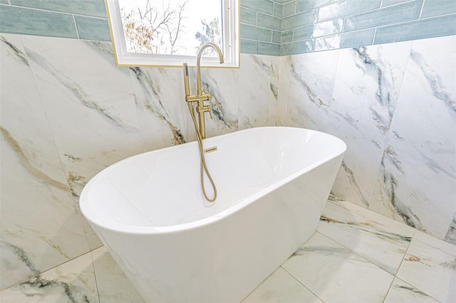 6730 CONNIEWOOD SQUARE, New Port Richey, FL 34653