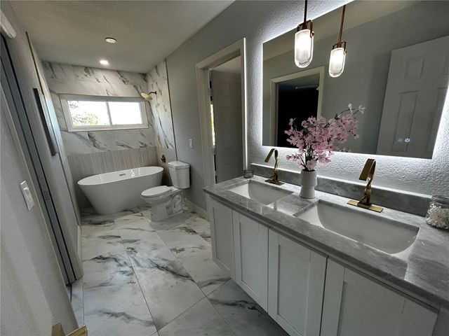 6730 CONNIEWOOD SQUARE, New Port Richey, FL 34653