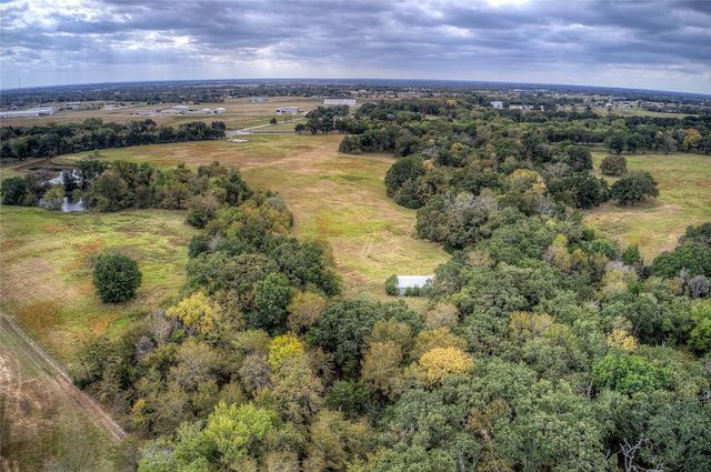 1711 County Road 3501, Wills Point, TX 75169