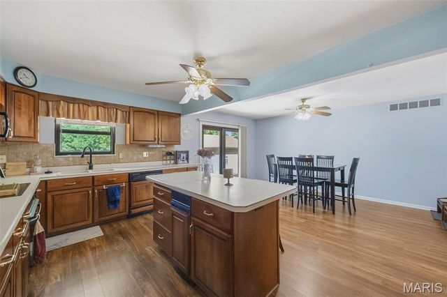 2103 Golfview Drive, Collinsville, IL 62234