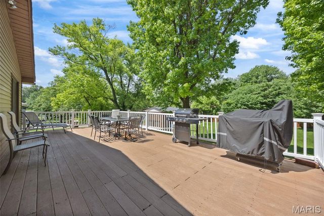 2103 Golfview Drive, Collinsville, IL 62234