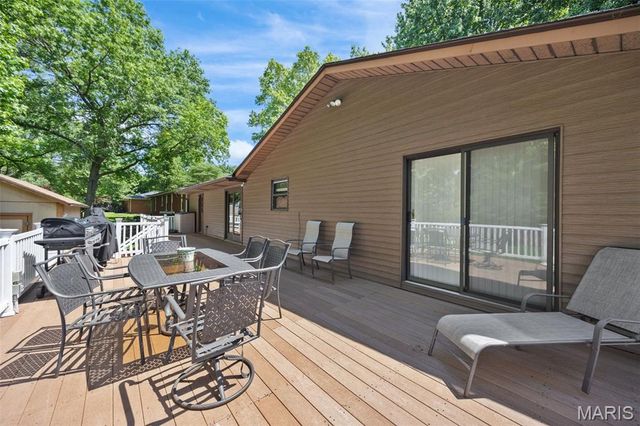 2103 Golfview Drive, Collinsville, IL 62234
