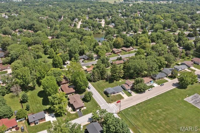 2103 Golfview Drive, Collinsville, IL 62234