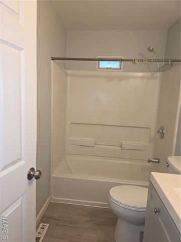 3937 SHIRLEY AVENUE, St Louis, MO 63121