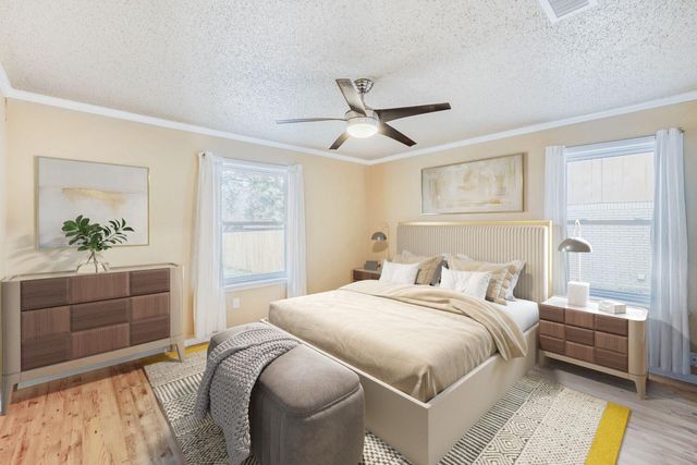 2114 Bel Air DR, Taylor, TX 76574