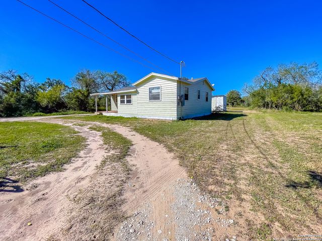 506 W Inez, Beeville, TX 78102