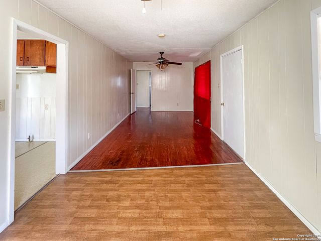 506 W Inez, Beeville, TX 78102