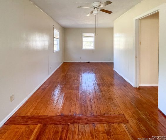 506 W Inez, Beeville, TX 78102