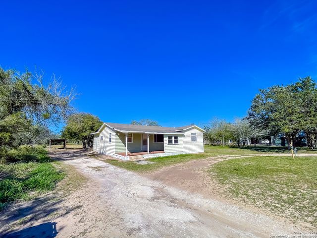 506 W Inez, Beeville, TX 78102