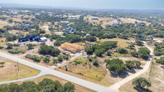 2251 W Fitzhugh RD, Dripping Springs, TX 78620