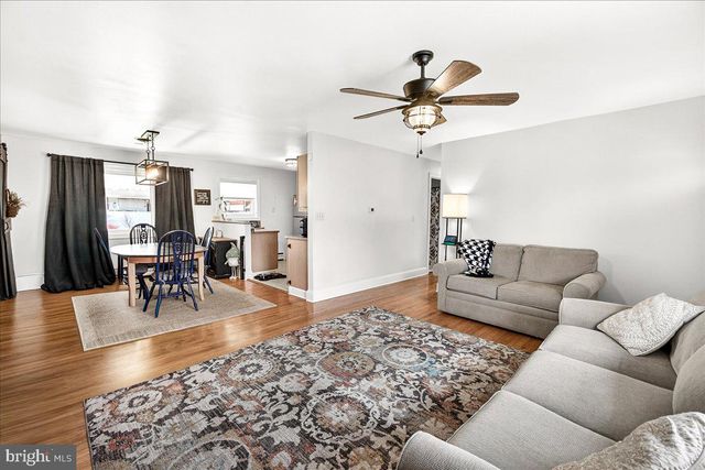 106 HARVARD RD, Hagerstown, MD 21742