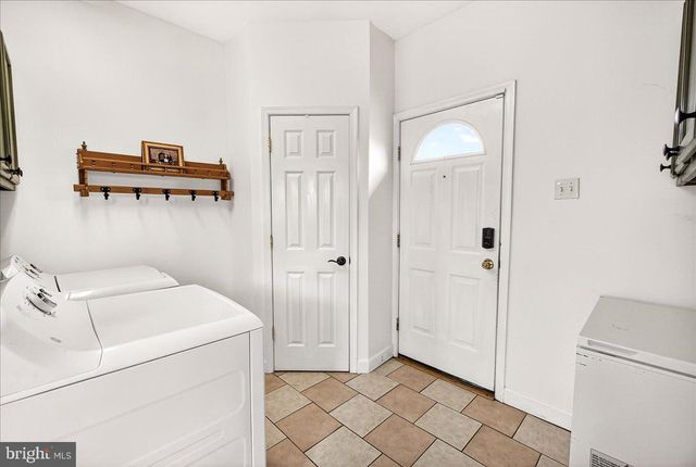 106 HARVARD RD, Hagerstown, MD 21742