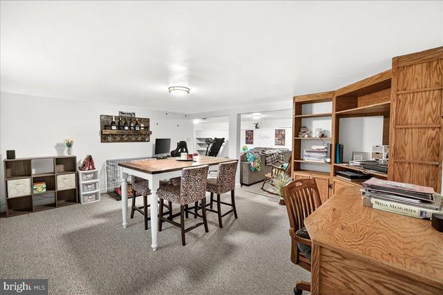 106 HARVARD RD, Hagerstown, MD 21742