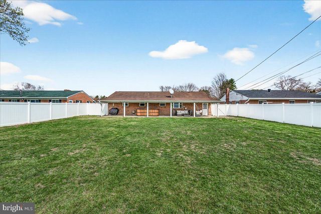 106 HARVARD RD, Hagerstown, MD 21742