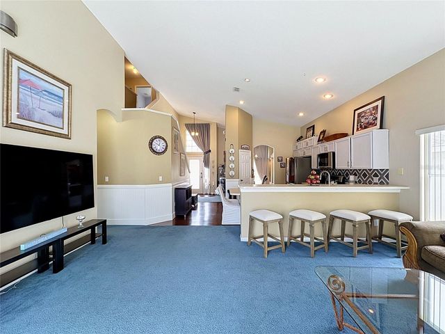 208 CASTLEMAIN CIRCLE, Davenport, FL 33897