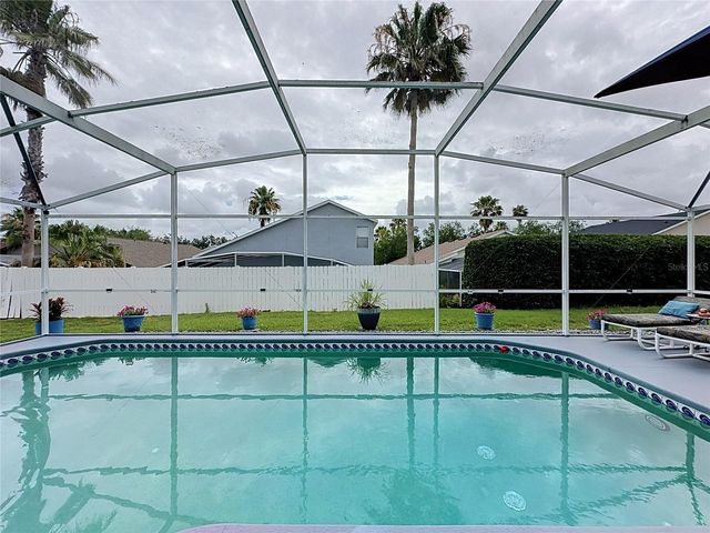 208 CASTLEMAIN CIRCLE, Davenport, FL 33897