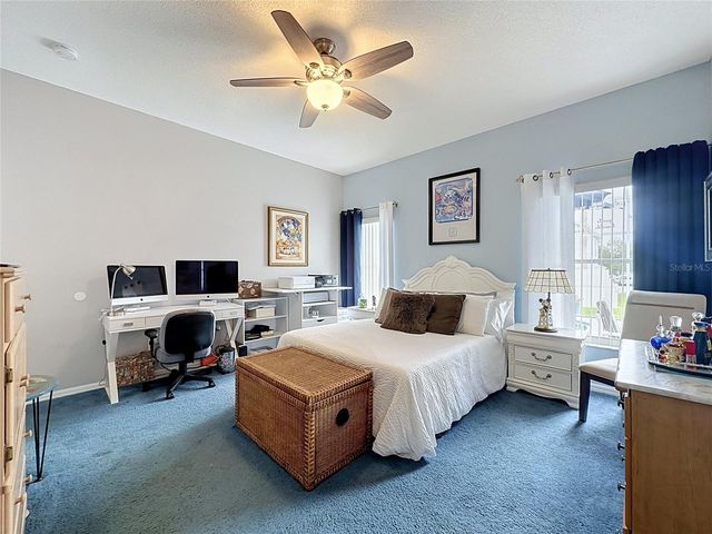 208 CASTLEMAIN CIRCLE, Davenport, FL 33897