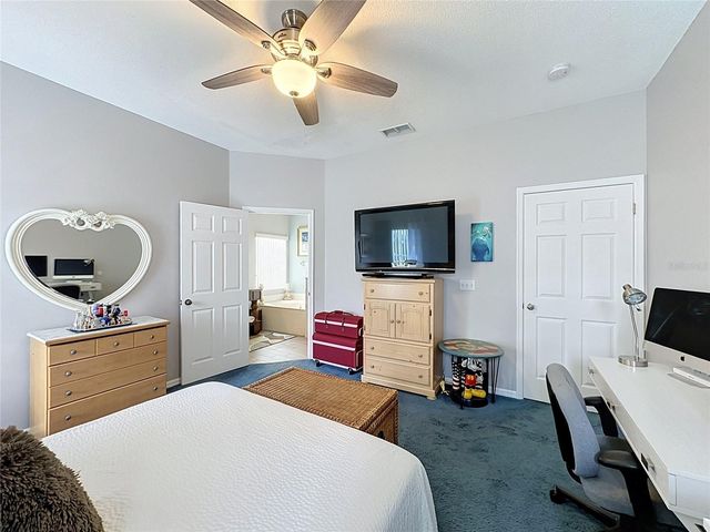 208 CASTLEMAIN CIRCLE, Davenport, FL 33897