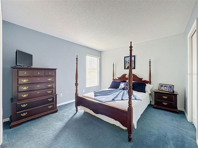 208 CASTLEMAIN CIRCLE, Davenport, FL 33897