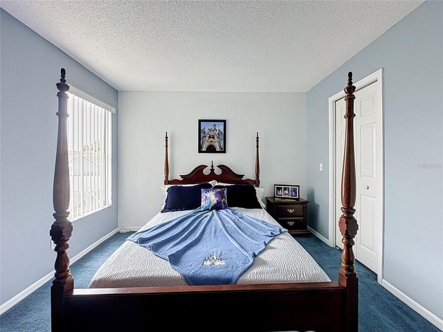 208 CASTLEMAIN CIRCLE, Davenport, FL 33897