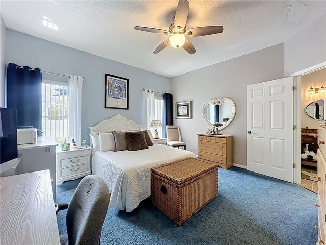 208 CASTLEMAIN CIRCLE, Davenport, FL 33897