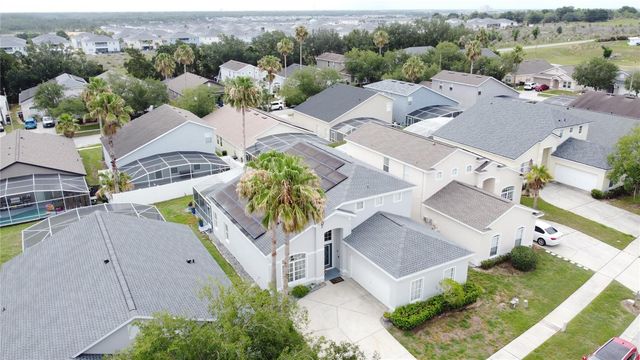 208 CASTLEMAIN CIRCLE, Davenport, FL 33897