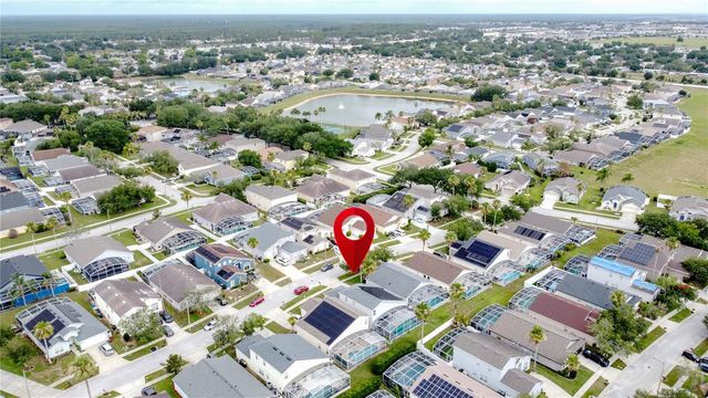 208 CASTLEMAIN CIRCLE, Davenport, FL 33897